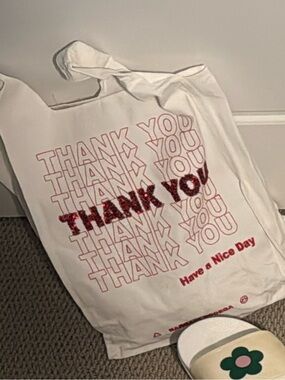 CJ HENDRY Bargain Bodega White 'Thank You' Graphic Tote Bag